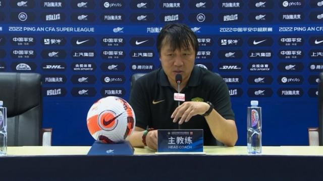 彩票-谢峰解释为何打3后卫 称告诉队员输一场球很正常